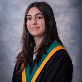 Alya, Babysitter à Ottawa