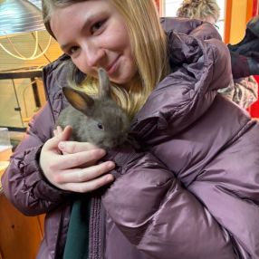 Eryn, Babysitter à L'Île-Perrot