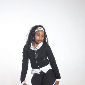 Aaliyah, Babysitter in Westmount