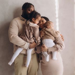 Claudine, Famille à Vaughan