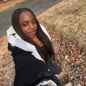 Aliyah, Babysitter à Sackville