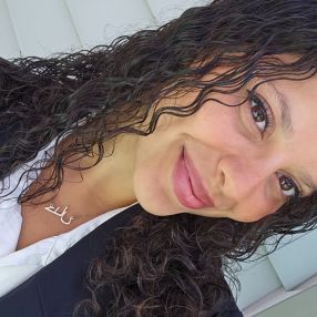 Hanane, Babysitter in Boucherville