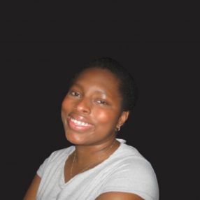 Yasmine, Babysitter à Ottawa