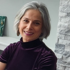 Mary, Babysitter in Edmonton