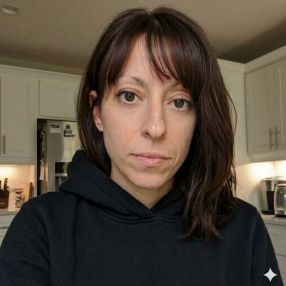 Lisa, Babysitter in Owen Sound