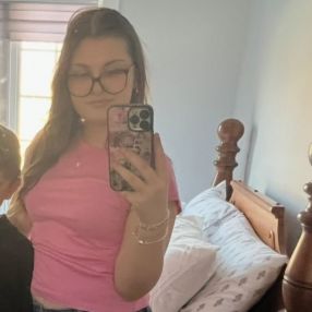 Amy, Babysitter in Cowansville