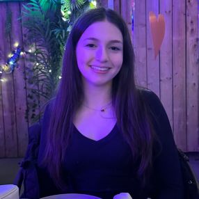 Alyssa, Babysitter in Markham