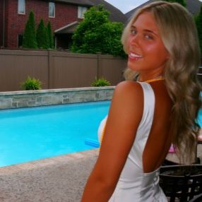 Helayna, Babysitter in Amherstburg