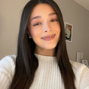 Juli, Babysitter in Kamloops