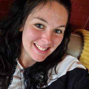 Melissa, Babysitter à Levis