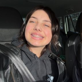 Briele, Babysitter à Embrun