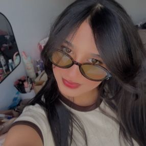 Elaa, Babysitter à Longueuil