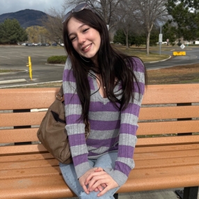 Gabriella, Babysitter in Kamloops