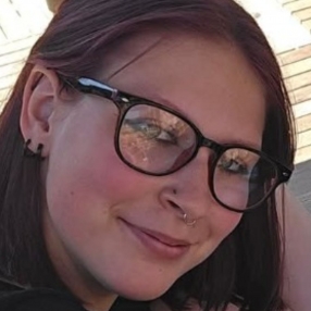 Lexxannah, Babysitter à Lethbridge