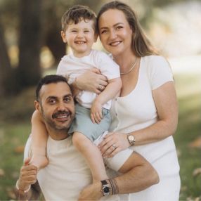 Joelle, Family in Bradford West Gwillimbury