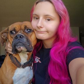 Madison, Babysitter à Medicine Hat