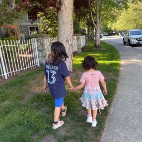 Chelsea, Family in Metro Vancouver