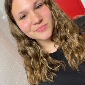 Taylor, Babysitter in Port Alberni