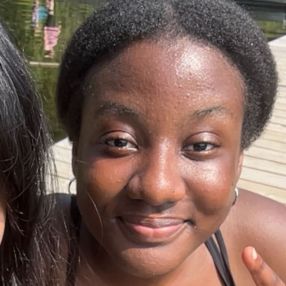 Adelin, Babysitter in Prince George