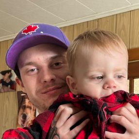 Dakoda, Famille à Glace Bay