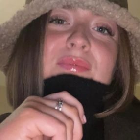 Louise, Babysitter in Vancouver