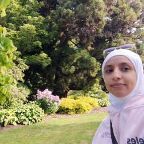 Rana, Babysitter à Burnaby