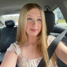 Cadence, Babysitter in Bracebridge