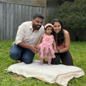 Shobha, Famille à Kitchener