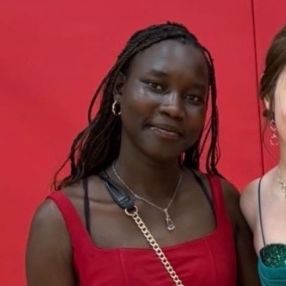 Jemila, Babysitter in Moose Jaw