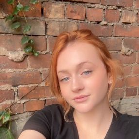 Leanne, Babysitter à Hamilton
