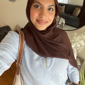Maram, Babysitter in Milton