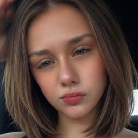 Claudia, Babysitter in Essex County