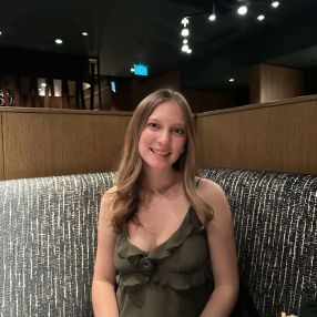 Isabel, Babysitter in Scugog