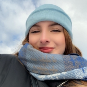 Nesrine, Babysitter à Toronto