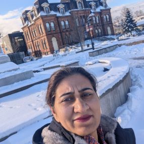 Amandeep, Babysitter in Truro