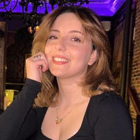 Selma, Babysitter in Dieppe