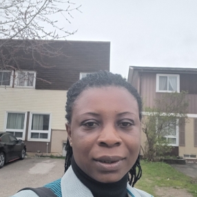 Patricia, Babysitter à Brampton
