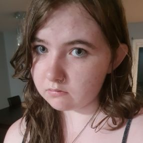 Alexis, Babysitter in Welland