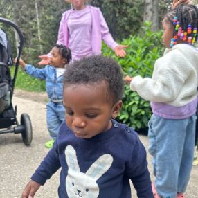 Temi, Family in Vancouver