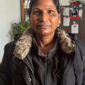 Ratna, Babysitter in Hawkesbury