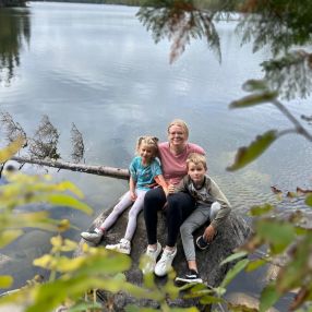 Bea, Family in Steinbach