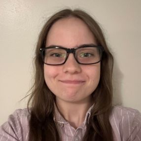 Eva, Babysitter à St. Catharines