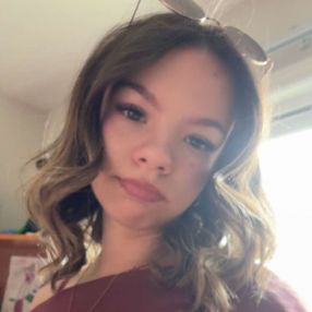 Charlotte, Babysitter in Ingersoll