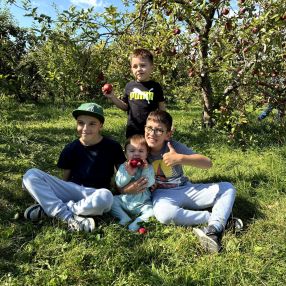Audrey, Family in Mirabel