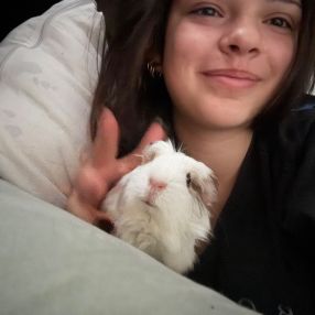 Marina, Babysitter in Penticton
