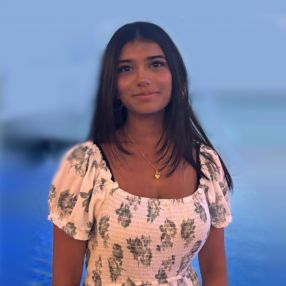 Kavya, Babysitter in Ajax