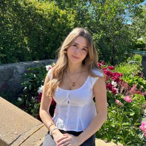 Madellyn, Babysitter in Edmonton