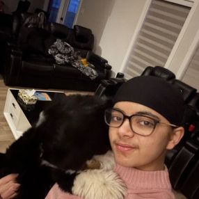 Simranpreet, Babysitter à West Saint Paul