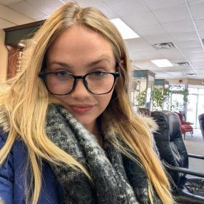 Madyson, Babysitter in Brockville