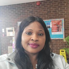 Osayi, Babysitter à Hamilton